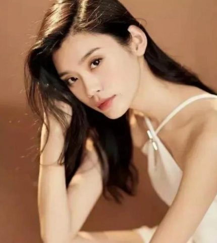 刘亦菲|何猷君上辈子是不是拯救过宇宙?居然会遇到这么可爱的老婆。