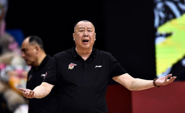 吴庆龙|青岛挖角辽篮教练组，吴乃群或顶替吴庆龙担任主帅