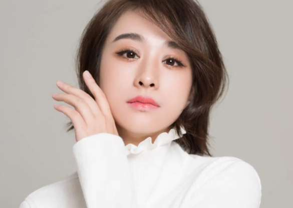 穆婷婷|穆婷婷：事业巅峰选择回归平静，究竟是何原因呢？