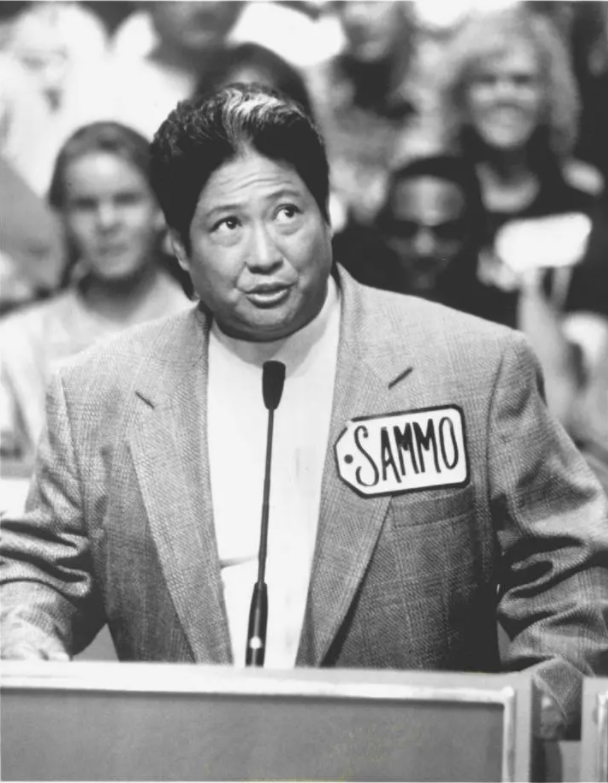 成龙|为什么“洪家班”捧红了一群人，“成家班”只捧红了成龙自己？