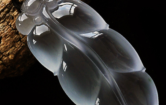 翡翠|不要再拿着手中的翡翠找人估价了，这是行业中的禁忌，不信来了解