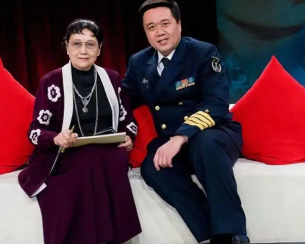 王晓棠|王晓棠：儿子17岁离世，14年后丈夫也离开，忍痛继续生活