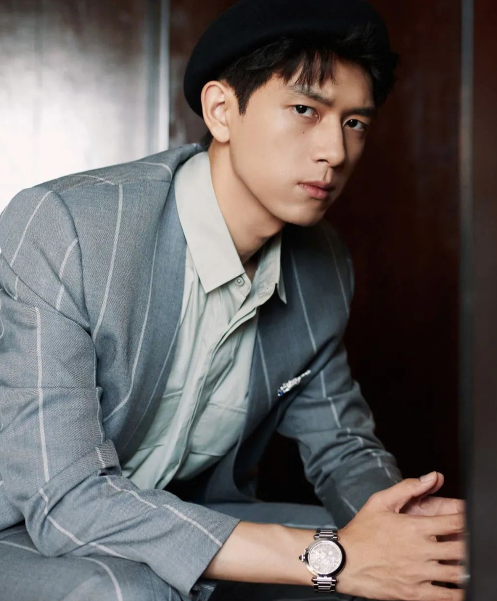 为什么都纷纷在买卡地亚Pasha？