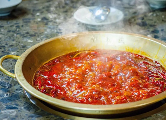 血糖|痛风的“帮凶”找到了！5类垃圾食物不要再碰，否则痛风石找上门