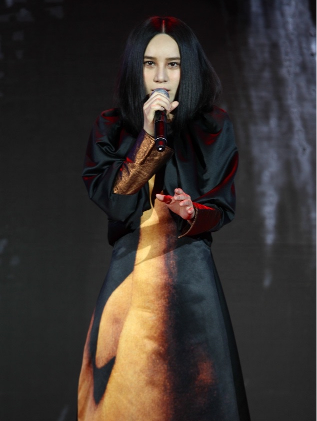 华晨宇|8位内地当红歌手，张杰薛之谦人气依旧，周深华晨宇新生代希望