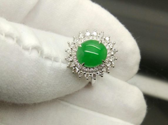 翡翠|翡翠的价格越贵，这个翡翠的价值越高，这句话是真的吗？