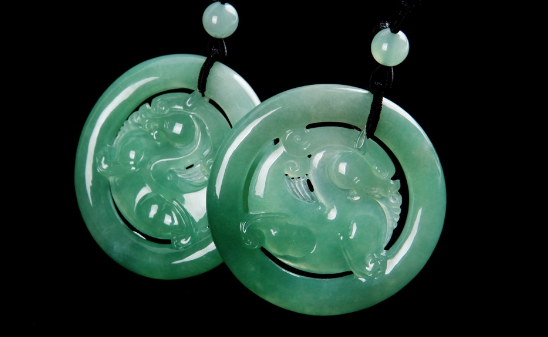 翡翠|刚入行的小白一定要来了解，买翡翠要避开这些，详细来看看吧