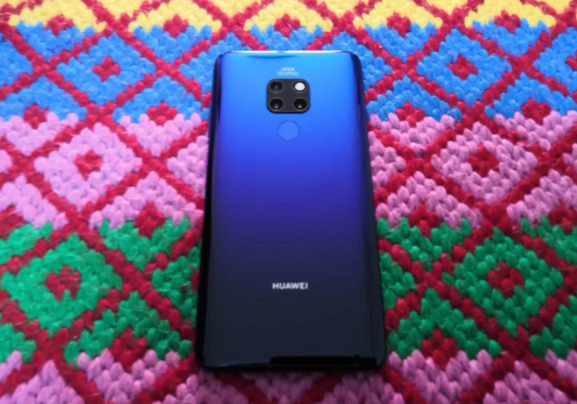 mate20|买手机不要买最低容量的,容量大的读取和写入频率小,这样就不会卡