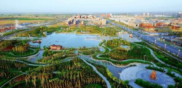 胡杨林|中国在戈壁滩上建了一座城市，成立仅3年，很多人还不知道