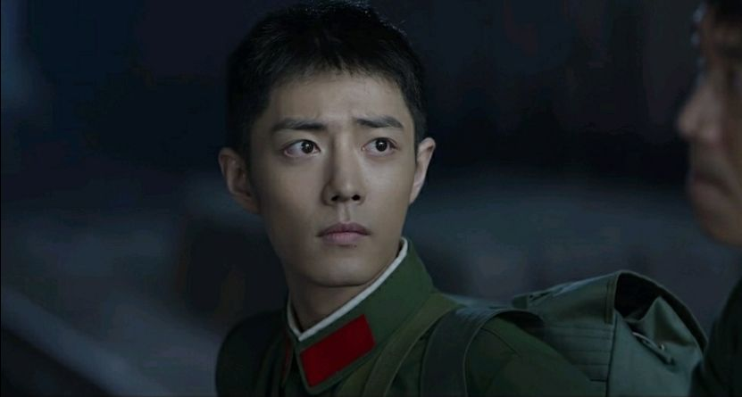 肖战|《王牌部队》肖战含泪写遗书!载着嫂子追火车?搞事业粉丝却不敢看了