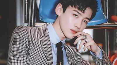 白敬亭|看鞋王白敬亭如何成就他璀璨的一生！