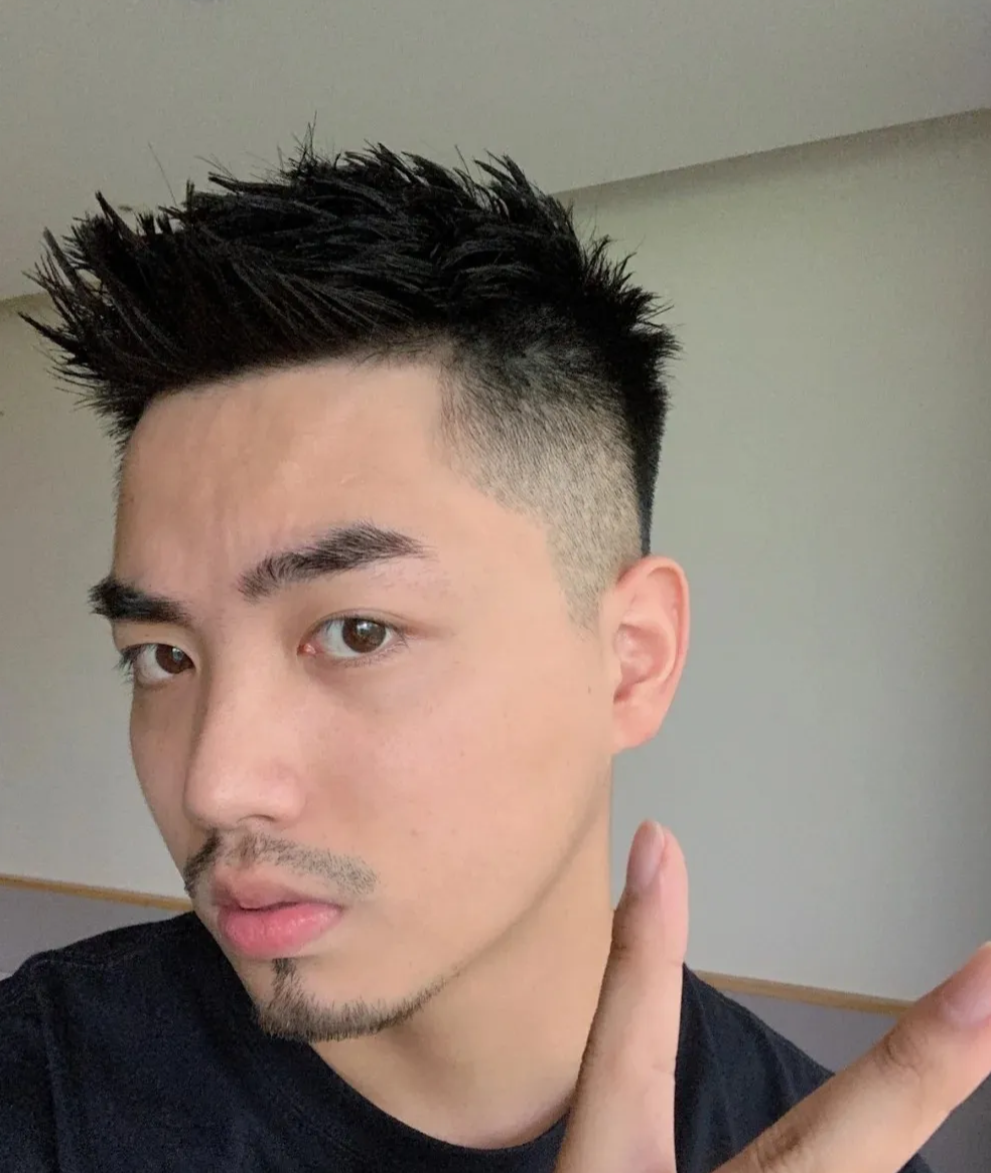 型男 越剪越有型男发来了，时尚帅气很精神，喜欢记得收藏
