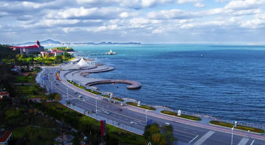 神农架|看着一望无际的大海，听着风吹海浪的声音，心里只剩下大海，蓝天和白云。