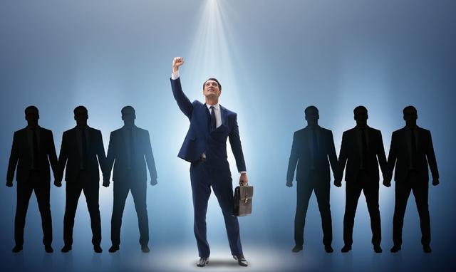 人身攻击|在不被发现情况下,对同事进行人身攻击,同事会怎么看你?