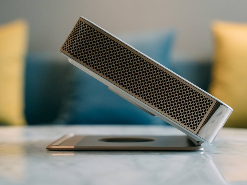 机器学习|拥有创新设计的投影仪，这款产品表现不错，适合居家来用