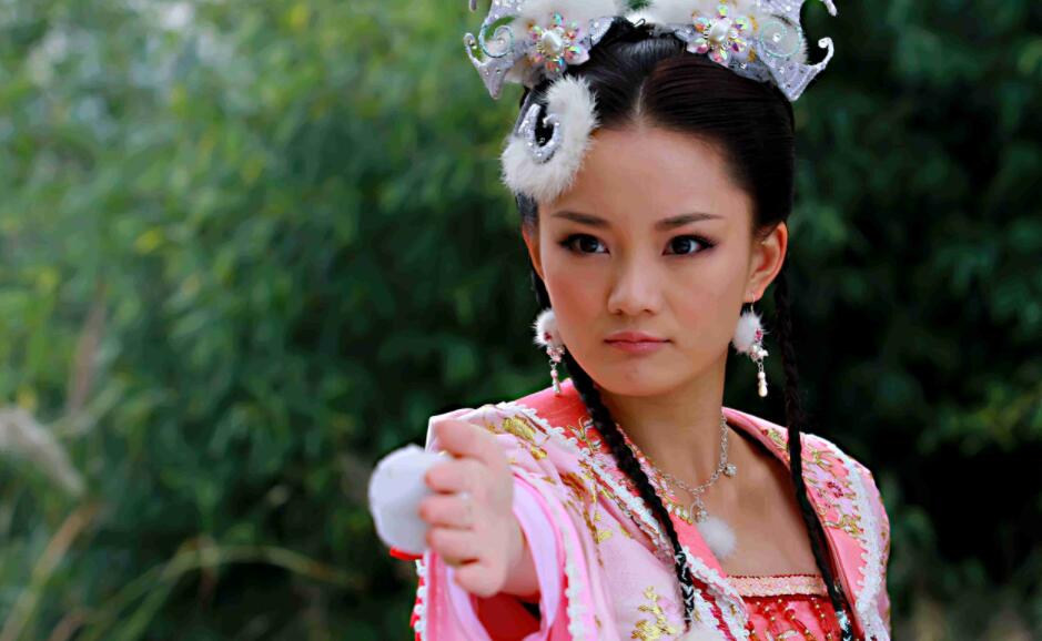 馨子|曾经都是主角出道，如今却只能做配角，网友感叹：第五位是真可惜！