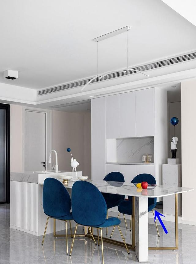 这6处柜子不是装得越满越好，适当留空反而更出彩！一柜多用赚翻