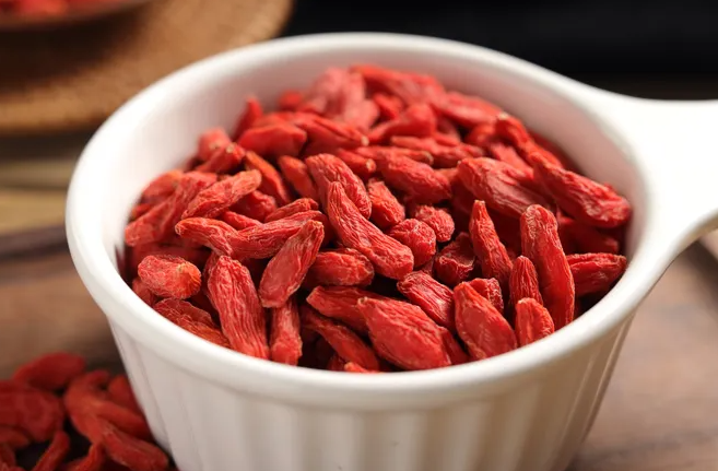 |肝脏“病变”后,身体会有3种表现,哪怕占一个,也要尽早检查