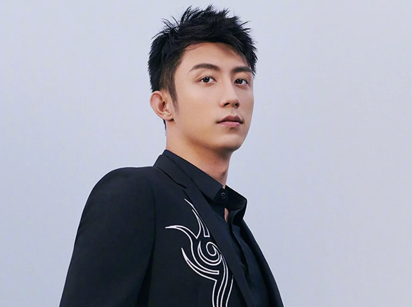 黄景瑜|宝藏大男孩黄景瑜，硬汉的外表下隐藏憨憨本质，让人越了解越痴迷