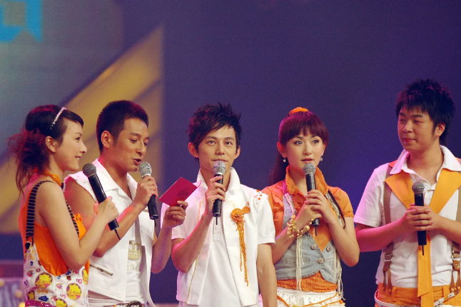 快乐大本营|国民综艺《快乐大本营》退出历史舞台，童年记忆为什么不香了？