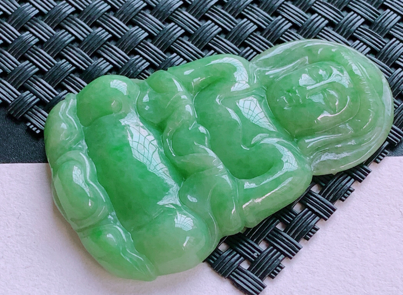 翡翠|翡翠要怎样保养？如果一不注意受到损害，又应该怎样挽救呢？