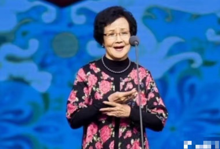 张曼玲|程派名家张曼玲逝世！享年87岁，曾任《霸王别姬》中张国荣京剧指导