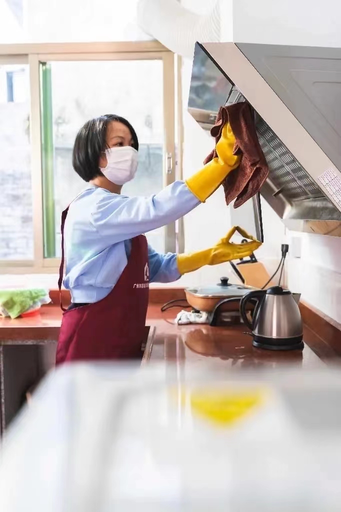 招聘|职业不分高低贵贱，凭自己的能力取得相应的劳动报酬的人值得尊敬