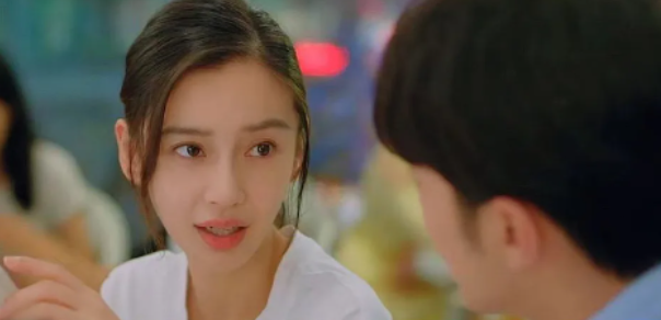 薄荷|杨颖新剧开播，热度不低，口碑却呈两极化