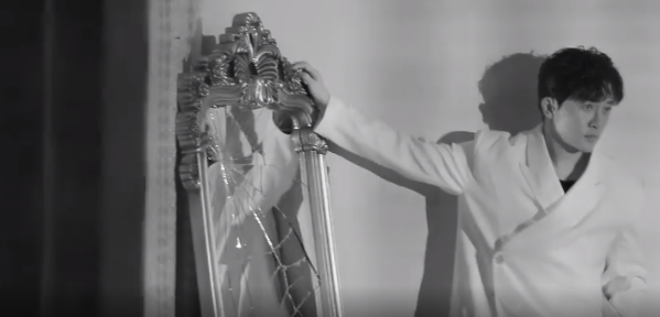 苏有朋|48岁苏有朋脸部崩坏？本尊发文回应：作息混乱身体不适，导致水肿