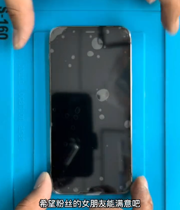 苹果|过山车上掉下来的苹果手机维修过程