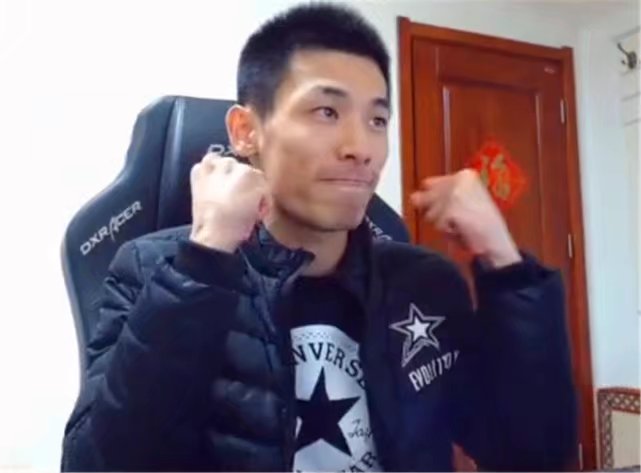 DNF最强商人脱坑,扬言用这东西换北京一套房,带电脑当面交易