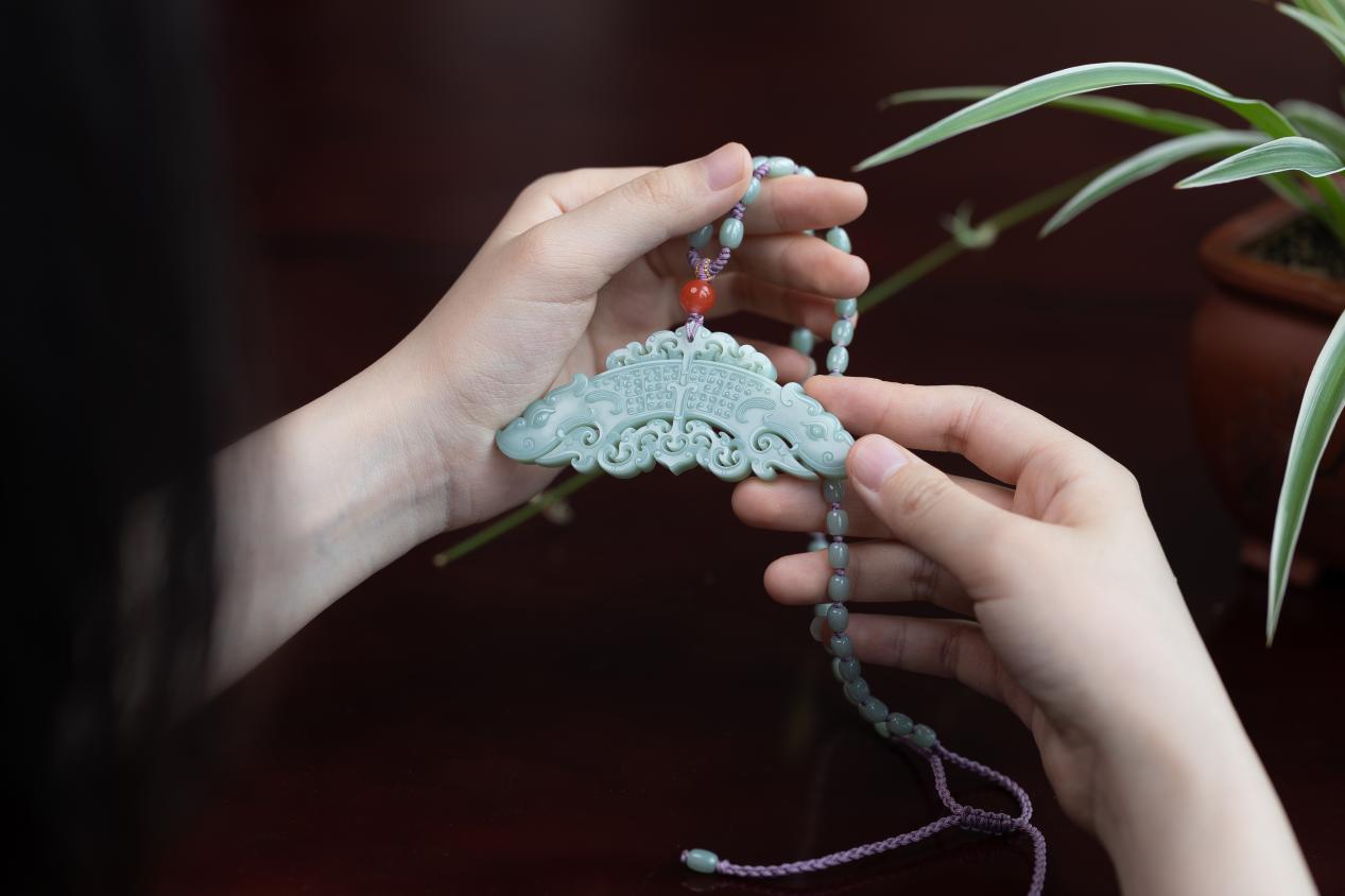 |这块玉值多少?