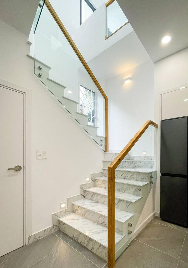 小复式翻新,不搞花里胡哨的“面子设计”,舒适大方才是装修关键