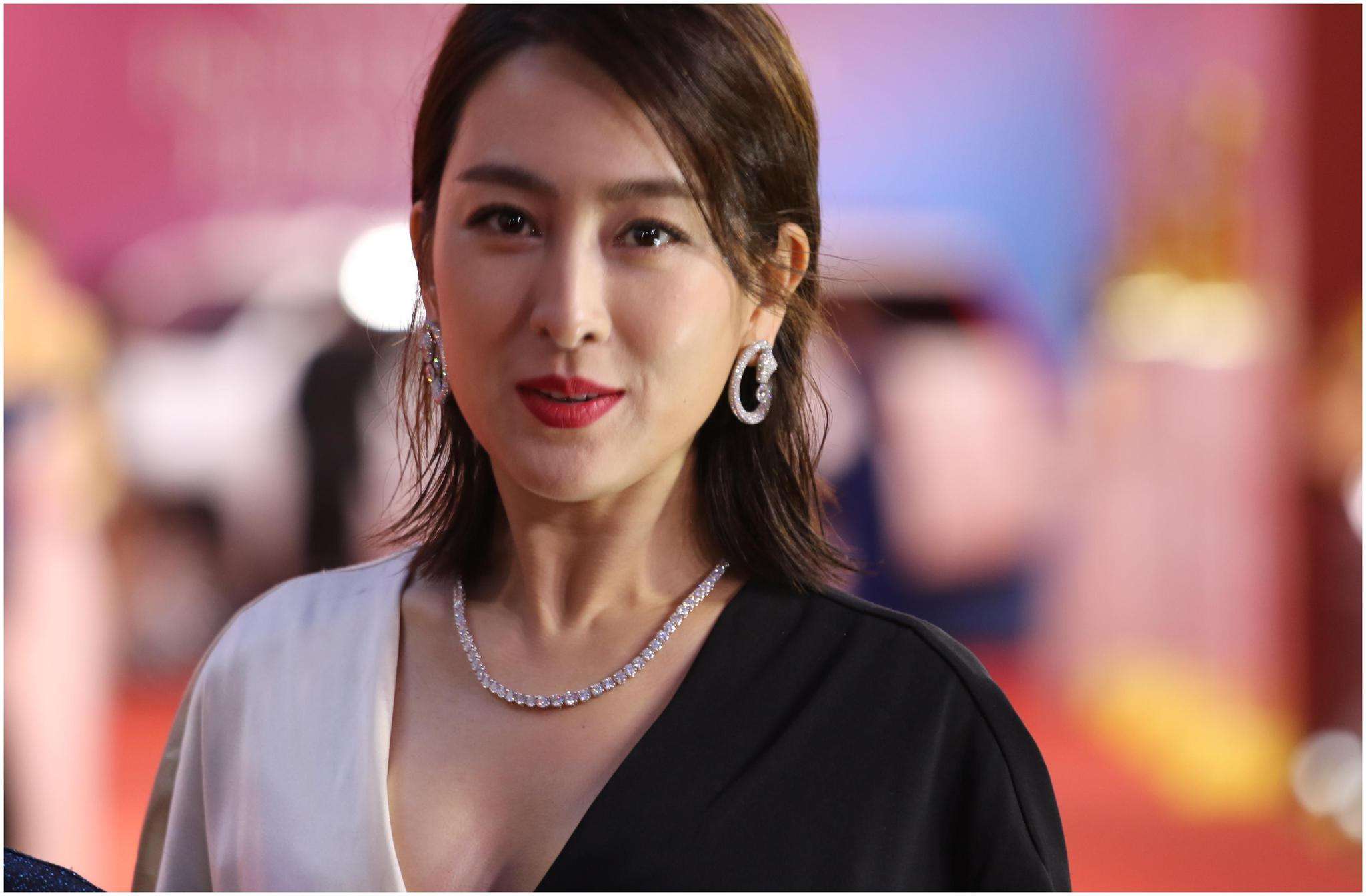 |宋佳击败孙俪,离大满贯只差一个奖,马苏曾经是大红人