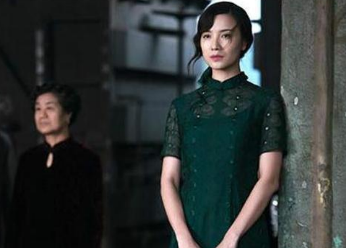 宋佳|宋佳演技优秀,外貌条件优秀,她选择了爱自己