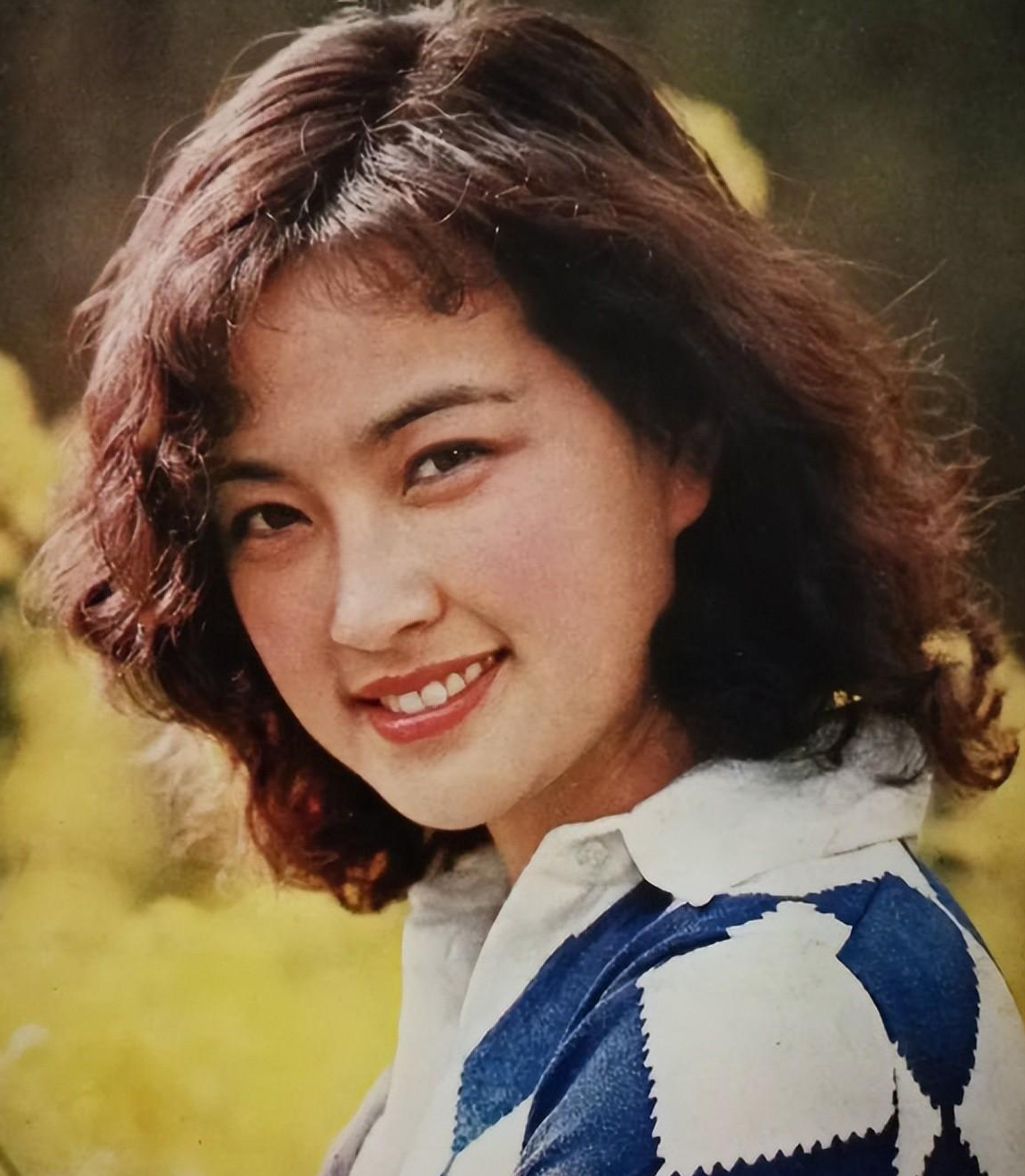 整容|在当奶奶的年纪整容，如今脸垮得没眼看，这些女星肠都悔青了吧