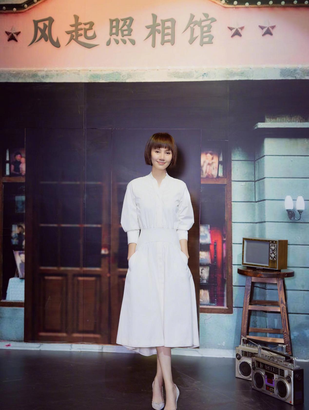 穿衣搭配|袁泉气质穿搭典范,除了自身魅力外穿搭哪里可借鉴?