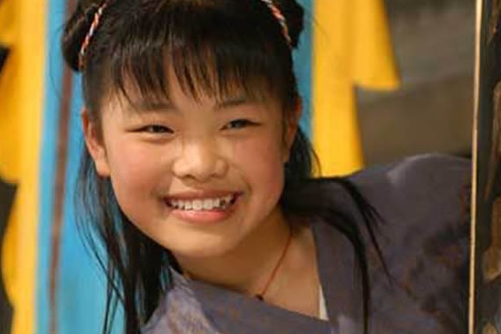 童星|?她是童星出身,年龄渐长后逐渐在演艺圈消失,成年后回归屏幕一鸣惊人