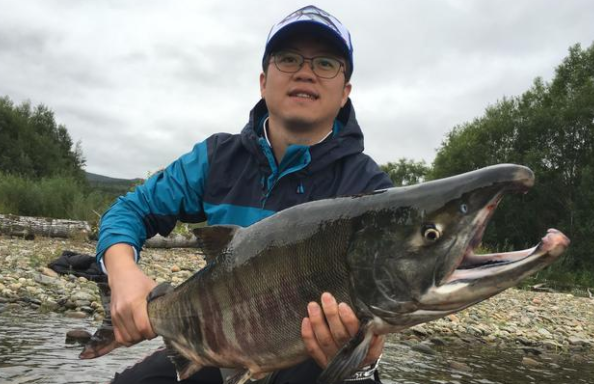 |分析鱼类出现反常行为的几点原因,钓鱼时遇到特殊情况也可以轻松应对