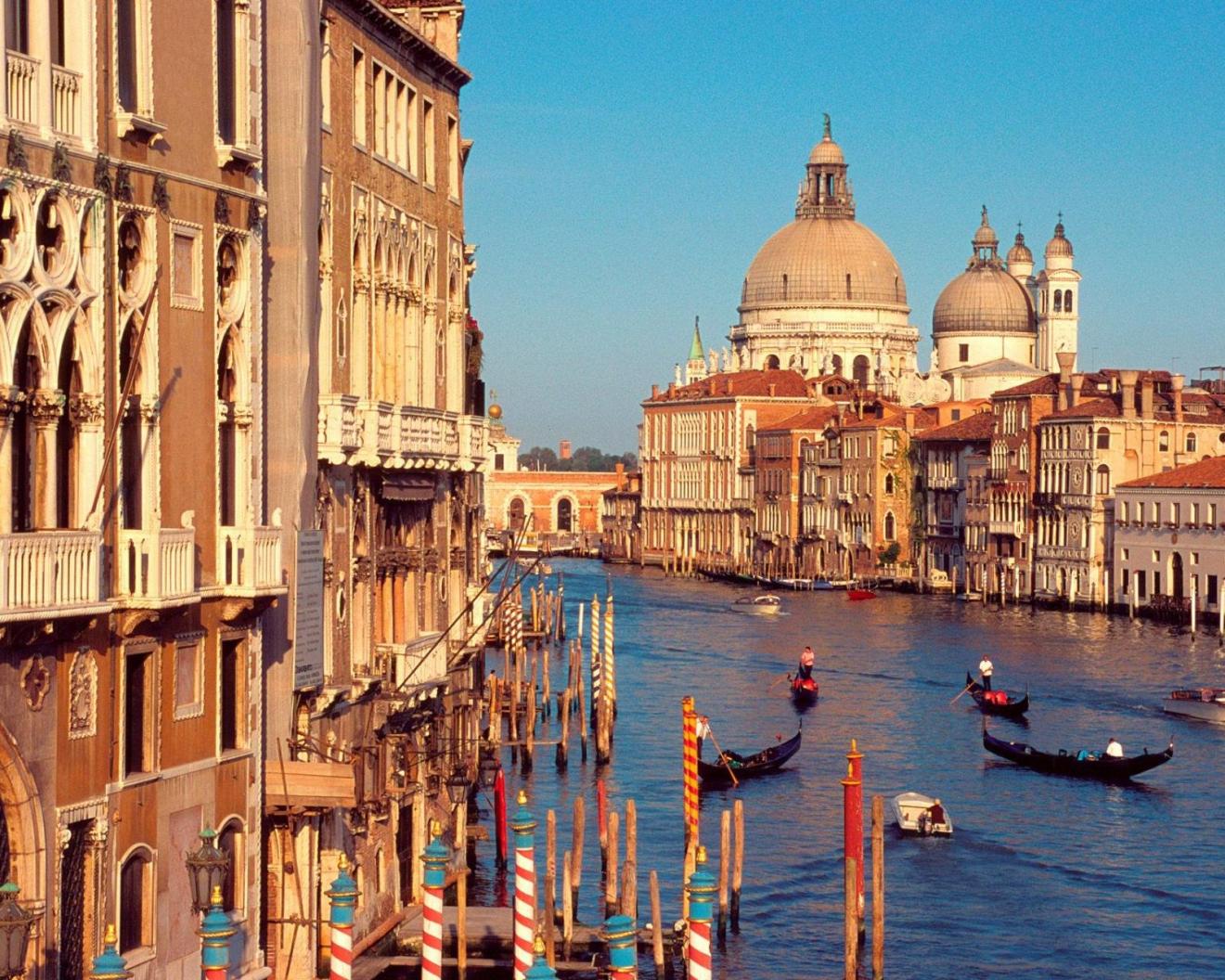 职场故事|一份职场“工作日历”正在手上