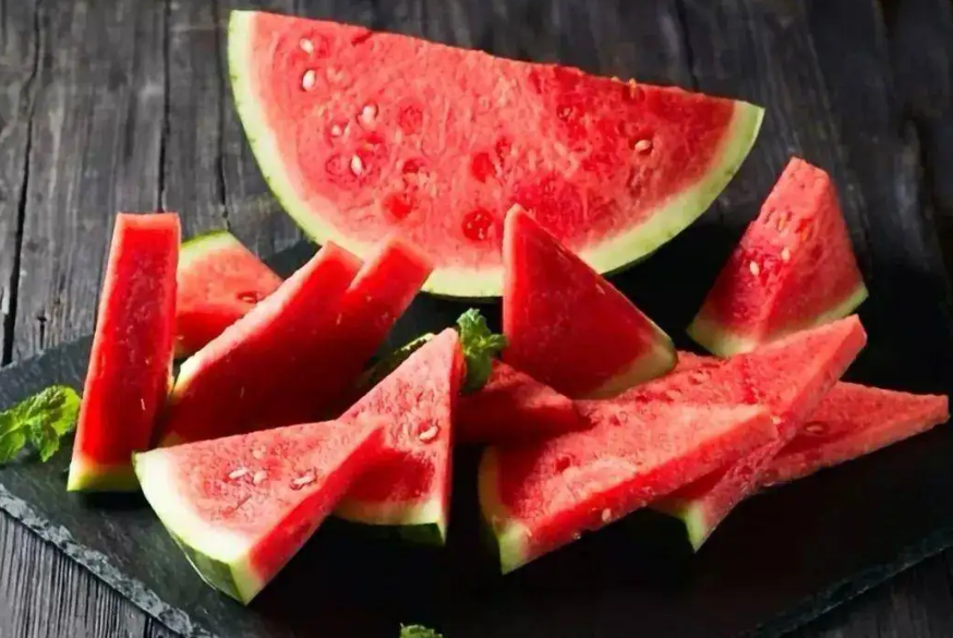 |研究甲状腺40年,72岁院士分享:“2红”易伤甲功,再馋也管住嘴