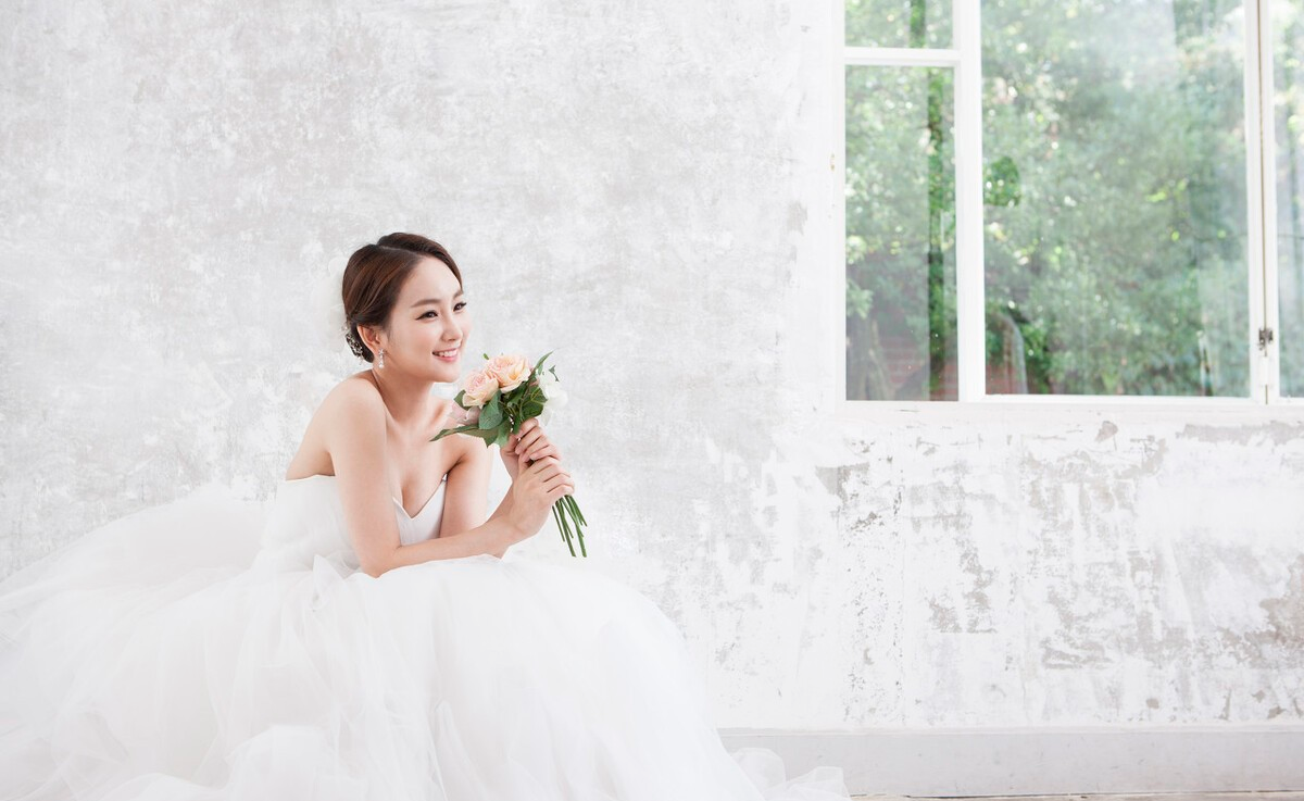 辛夷坞|辛夷坞《应许之日》：终有一天等到你