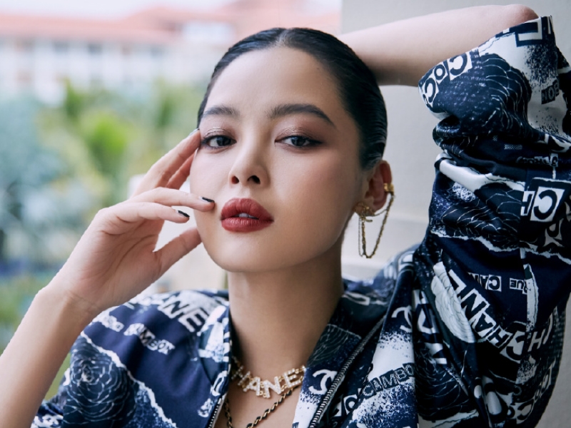 演绎|辛芷蕾靠着完美的样貌，演绎强大的内心，这样的气场让人喜欢