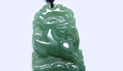 翡翠|面对翡翠封底的情况,这对翡翠有没有影响呢?到底是什么情况