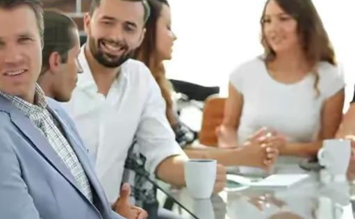 |职场困惑:上班被同事排挤怎么办?