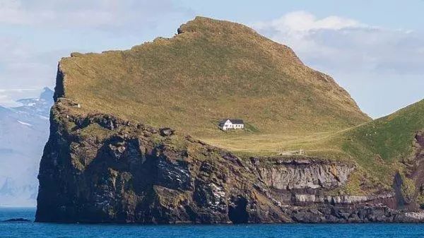 古崖居|世界最孤独的房子，独占40万公里岛屿，方圆2000米看不到人