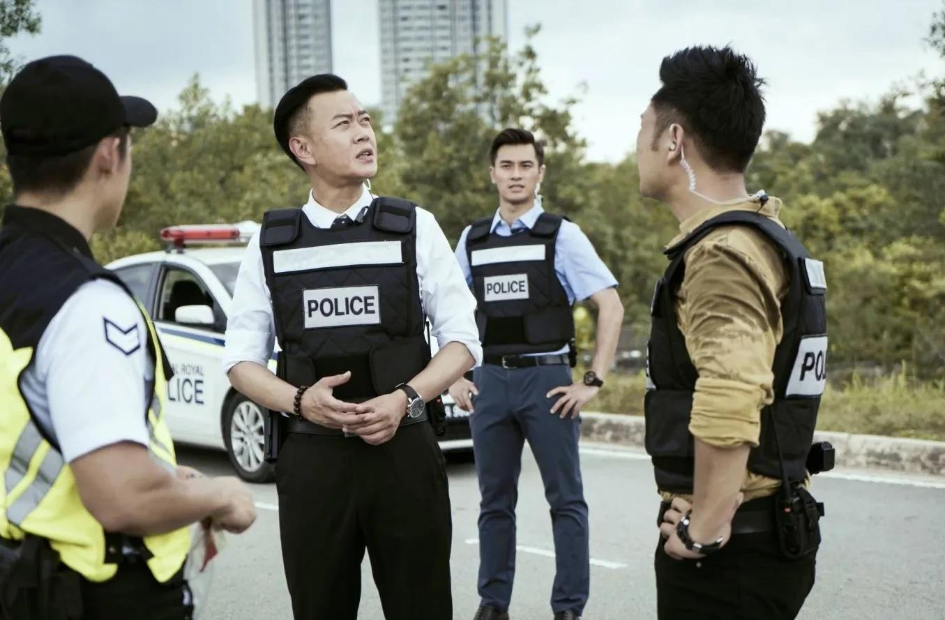 李龙基|7位被名字“误会”的男星，个个是阳刚硬汉，却有个嗲嗲的名字