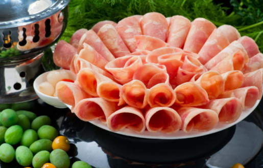 千疮百孔|含“钠”量超高的“预制菜”,吃一顿堪比10斤盐,胃或千疮百孔