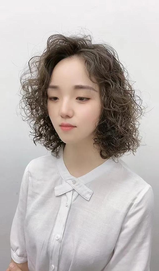 短发 短发推荐这4种，让你颜值蹭蹭往上涨，美到没毛病
