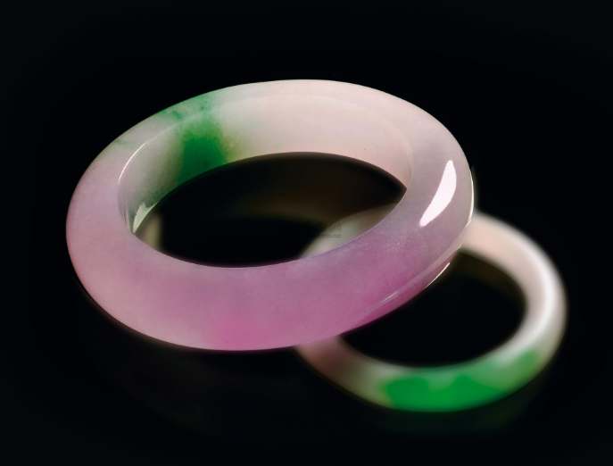 翡翠|翡翠已经成为投资品,虽然价格涨了好几倍,但是变现成为难题